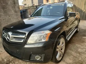 Mercedes-Benz GLK-Class 2010 Black