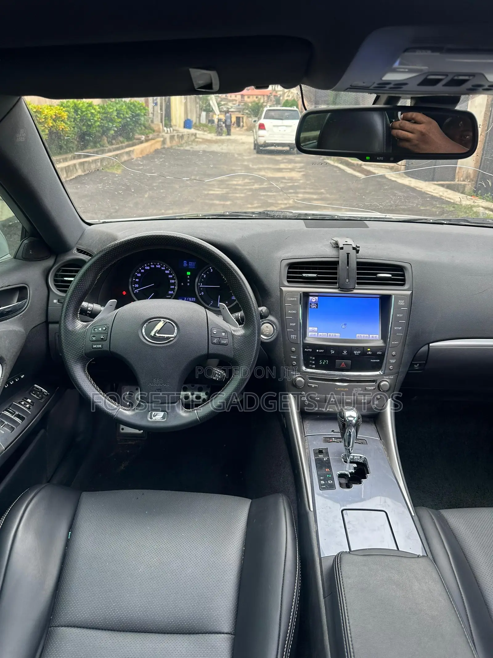 Lexus IS 2011 Gray