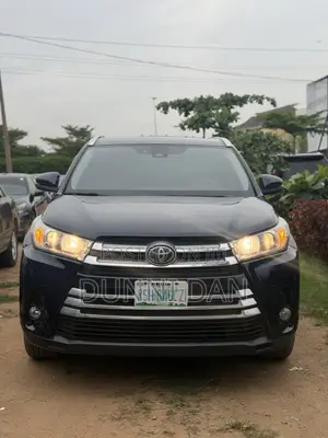 Toyota Highlander Limited 4x4 V6 (3.5L 6cyl 8A) 2017 Blue