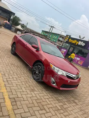 Toyota Camry LE 4dr Sedan (2.5L 4cyl 6A) 2013 Red