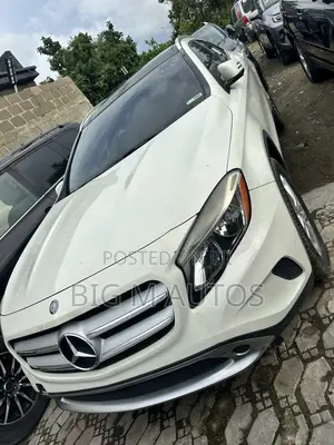 Mercedes-Benz GLA 250 2015 White