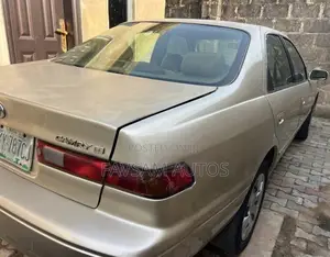Toyota Camry 2003 Gold