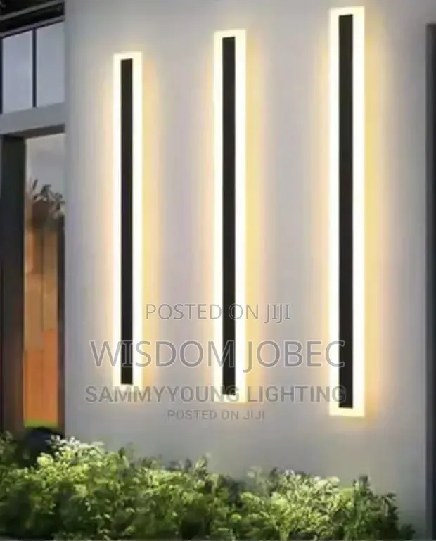 Led Wall Lamp White Black Body