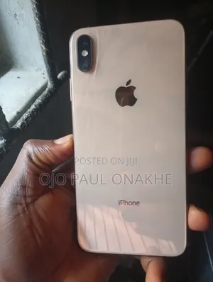Apple iPhone XS Max 64 GB Gold