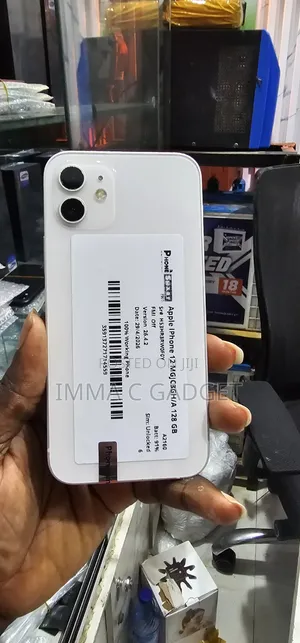 Apple iPhone 12 128 GB Silver