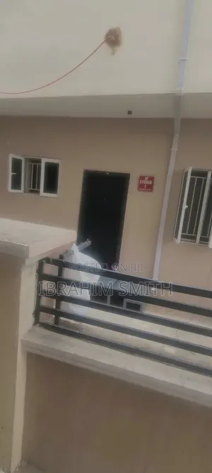 Studio Apartment in River Park, FHA for rent