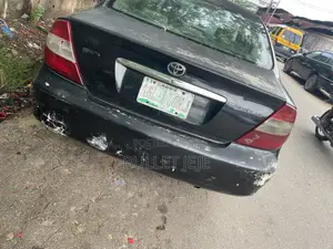 Toyota Camry LE 4dr Sedan (2.4L 4cyl 5M) 2003 Black