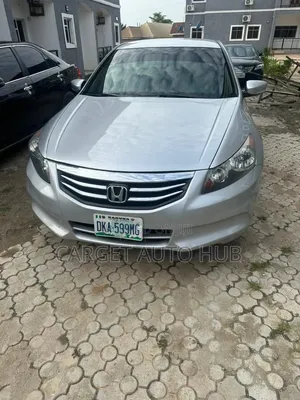 Honda Accord 2010 Silver