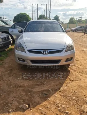 Honda Accord 2.0 Comfort Automatic 2005 Silver