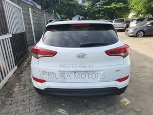 Hyundai Tucson 2018 White