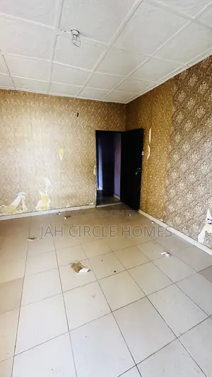 1bdrm Room & Parlour in Igbe Oloja, Lagos State for rent