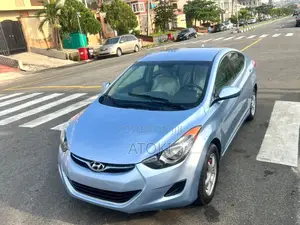 Hyundai Elantra GLS 2012 Blue