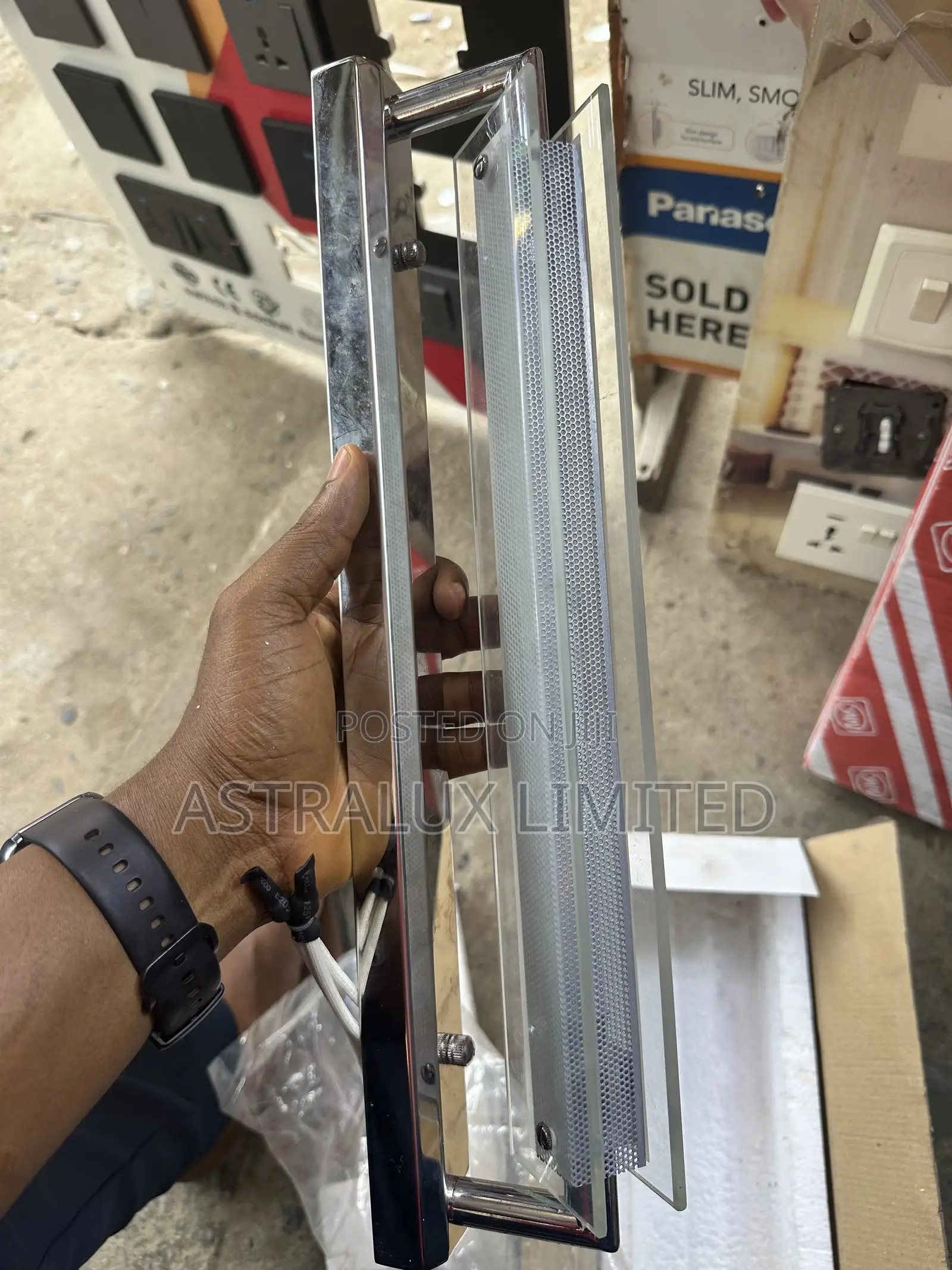 Silver Mirror Light With Fluorescent Tube