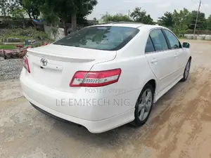 Toyota Camry 2010 White