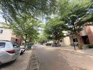 4bdrm Duplex in Lokogoma for sale
