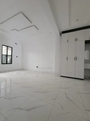 2bdrm Apartment in Igbo-efon for rent