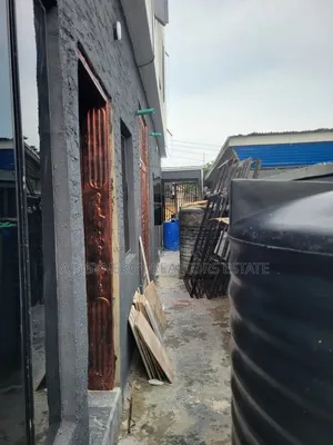 2bdrm Apartment in Igbo-efon for rent