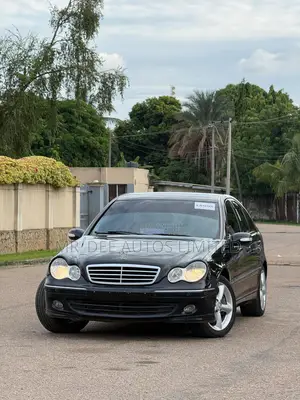 Mercedes-Benz C200 2003 Black