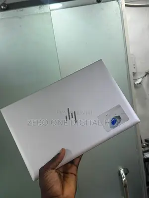 Laptop HP EliteBook 830 G7 8GB Intel Core i7 SSD 256GB