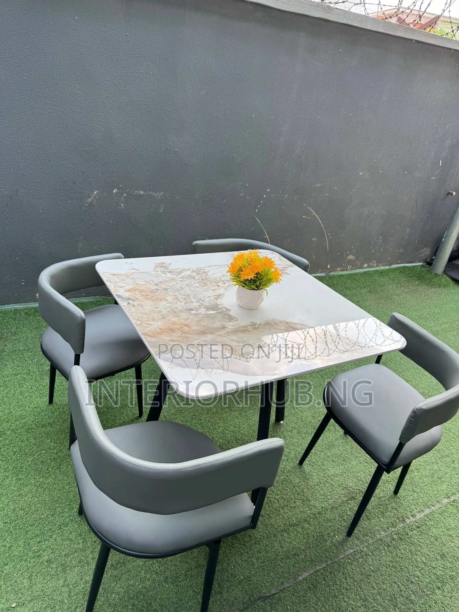 4 Sitter Dinning Set