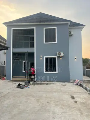 Furnished 4bdrm Duplex in Sabon Lugbe for sale