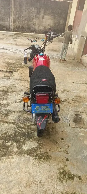 Honda CBR 2025 Red