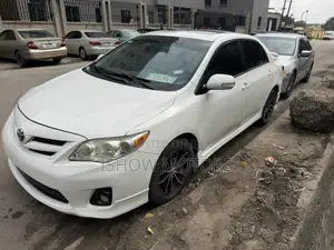Toyota Corolla S 4dr Sedan (1.8L 4cyl 4A) 2013 White