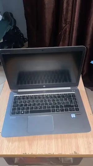 Laptop HP EliteBook Folio 1040 G3 16GB Intel Core i7 SSD 256GB