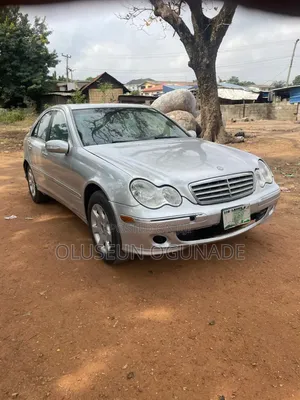 Mercedes-Benz C240 2005 Silver
