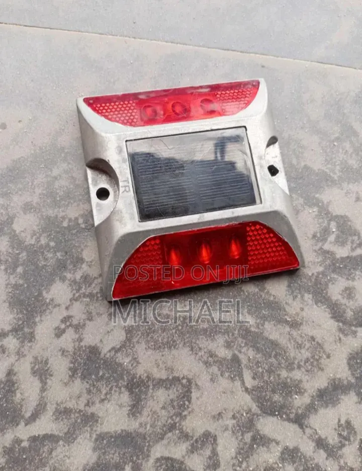 Aluminium Solar Powered Road Stud Light