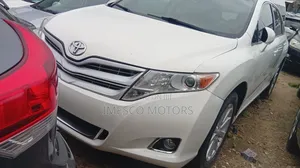 Toyota Venza 2011 Off white