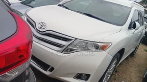 Toyota Venza 2011 Off white