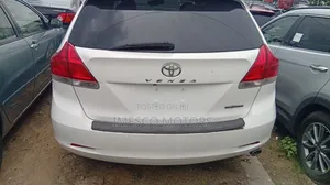 Toyota Venza 2011 Off white