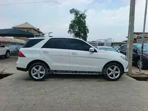 Mercedes-Benz GLE-Class 2016 White