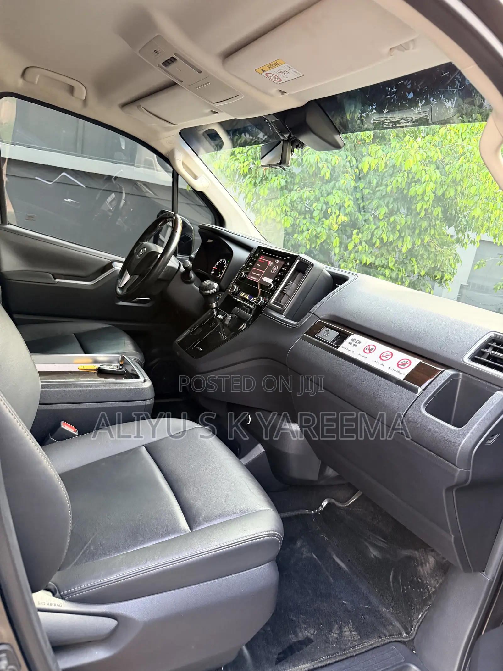 Toyota Granvia 2023 Black