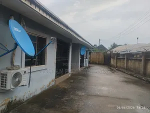 2bdrm Block of Flats in Abak Road By Church for sale