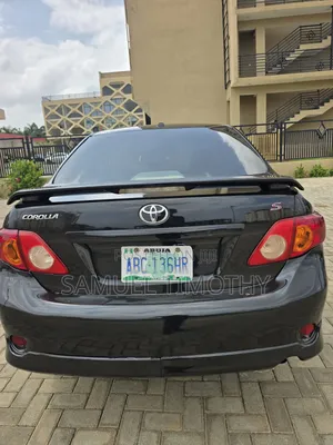 Toyota Corolla 2010 Black