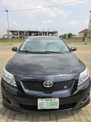 Toyota Corolla 2010 Black