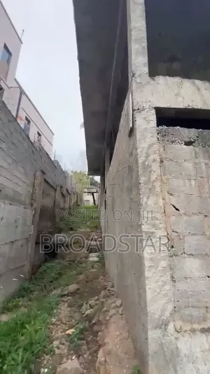 Prime 1,700sqm Plot With Basement for Sale in Presidential Villa