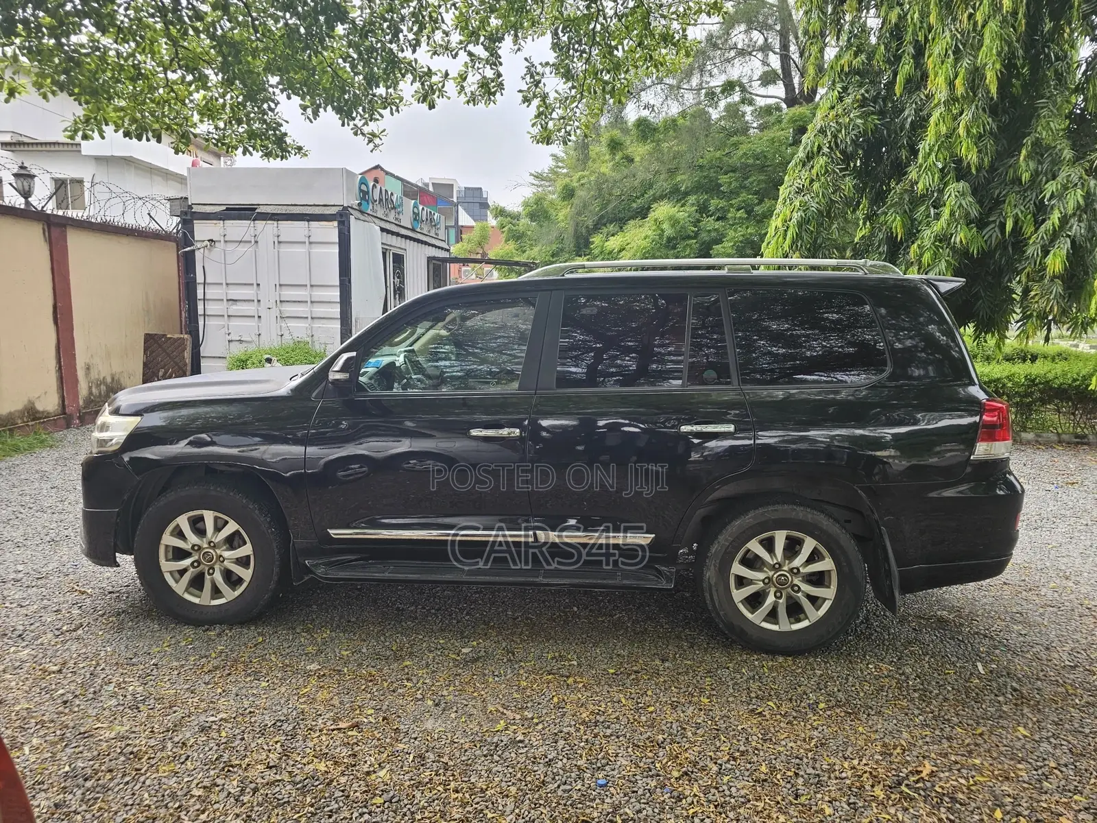 Toyota Land Cruiser 2016 Black