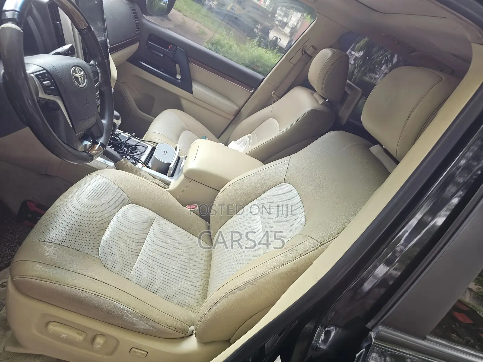 Toyota Land Cruiser 2016 Black