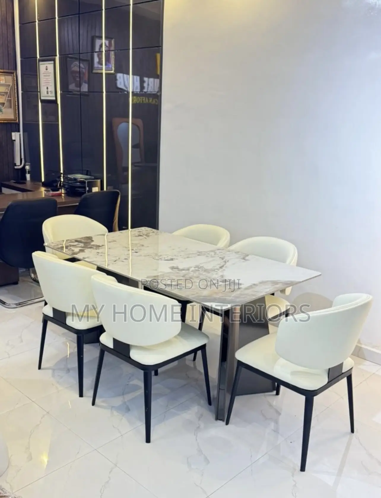 Six Seaters Dinning Set