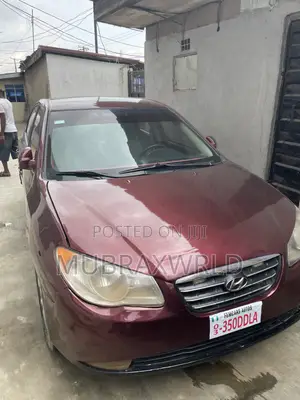 Hyundai Elantra 2009 Red
