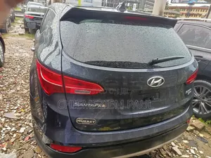 Hyundai Santa Fe SE AWD 2016 Blue