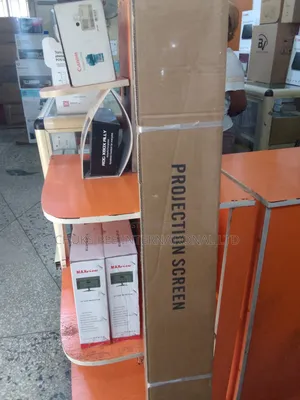 72"72 Tripod Projection Screen