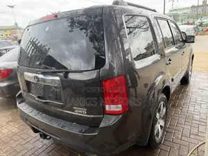 Honda Pilot 2012 Gray