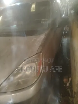 Toyota Sienna 2005 Gold