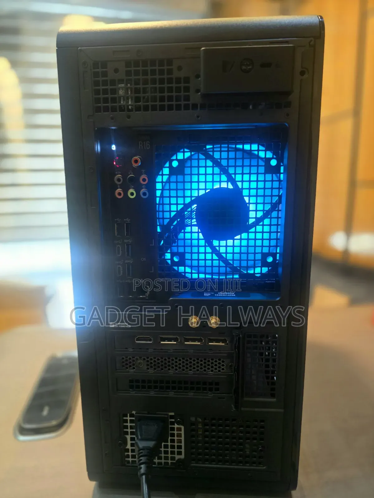 Desktop Computer Dell Aurora 32GB Intel Core i7 SSD 1T