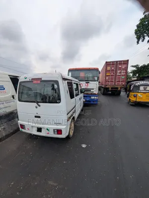 Suzuki APV Minibus 2012 White