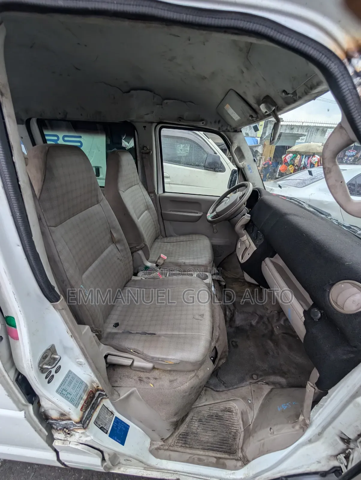 Suzuki APV Minibus 2012 White